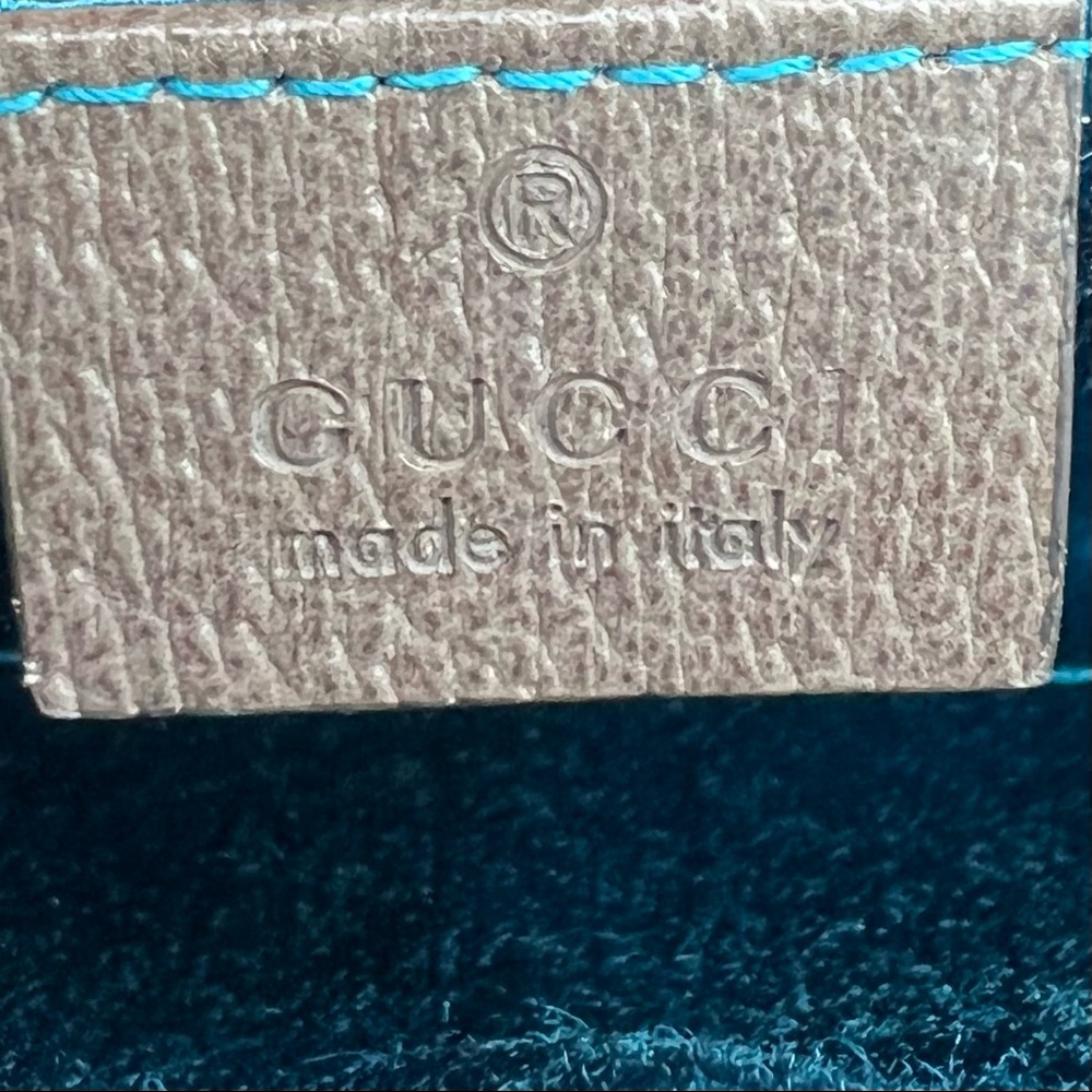 Gucci Beige GG Supreme Canvas Crossbody with Green and Red Web - Picture 13 of 15